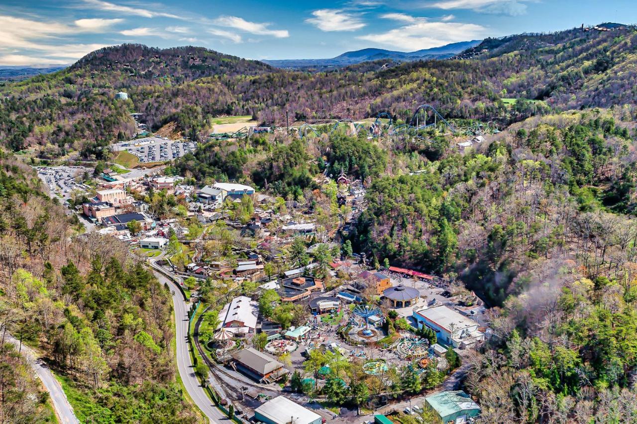 Firefly Hollow Cabin - Smoky Mountains - Soaky Mountain Water Park - Sevierville Convention Center Pigeon Forge Exterior foto