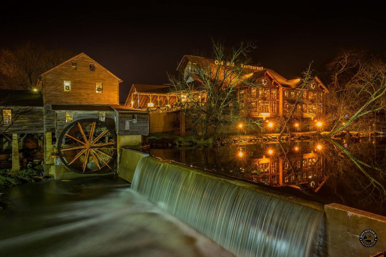 Firefly Hollow Cabin - Smoky Mountains - Soaky Mountain Water Park - Sevierville Convention Center Pigeon Forge Exterior foto