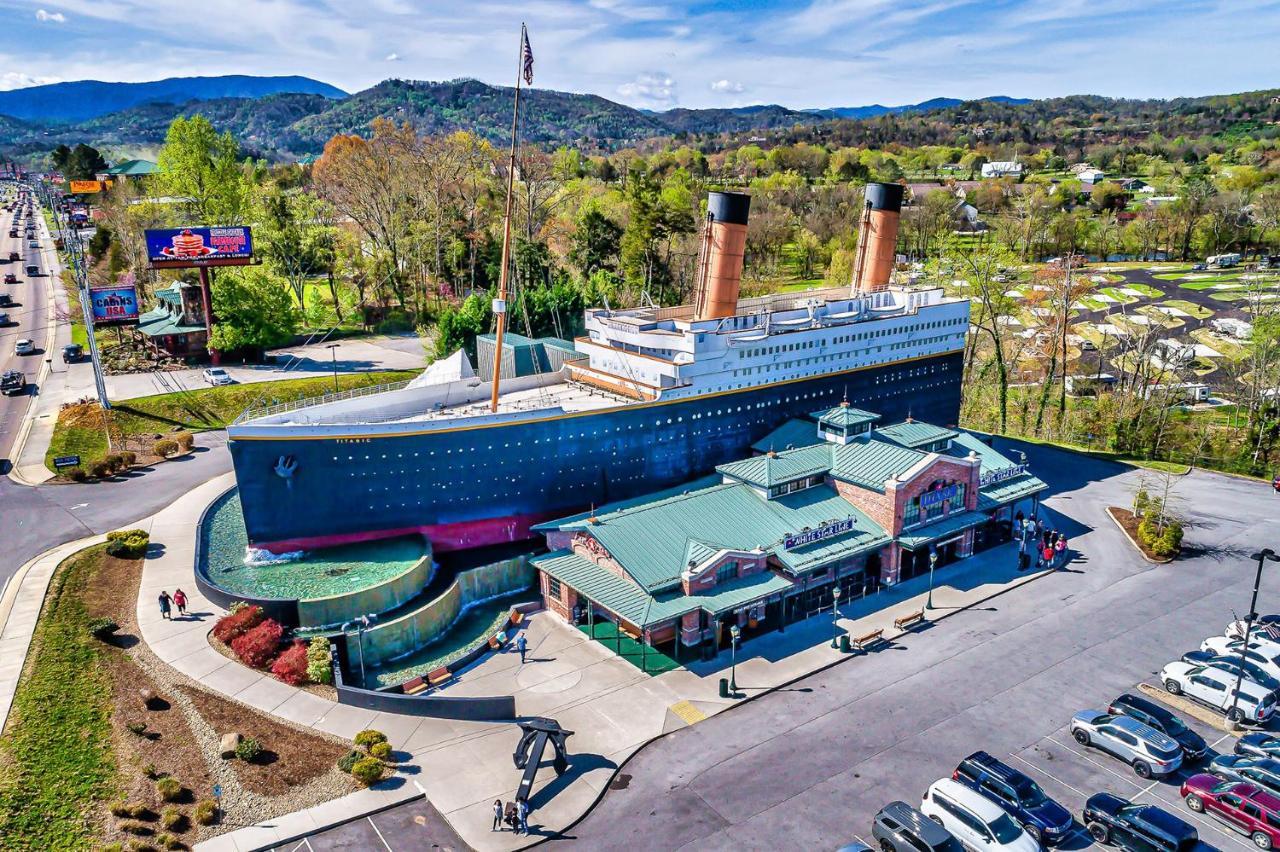 Firefly Hollow Cabin - Smoky Mountains - Soaky Mountain Water Park - Sevierville Convention Center Pigeon Forge Exterior foto